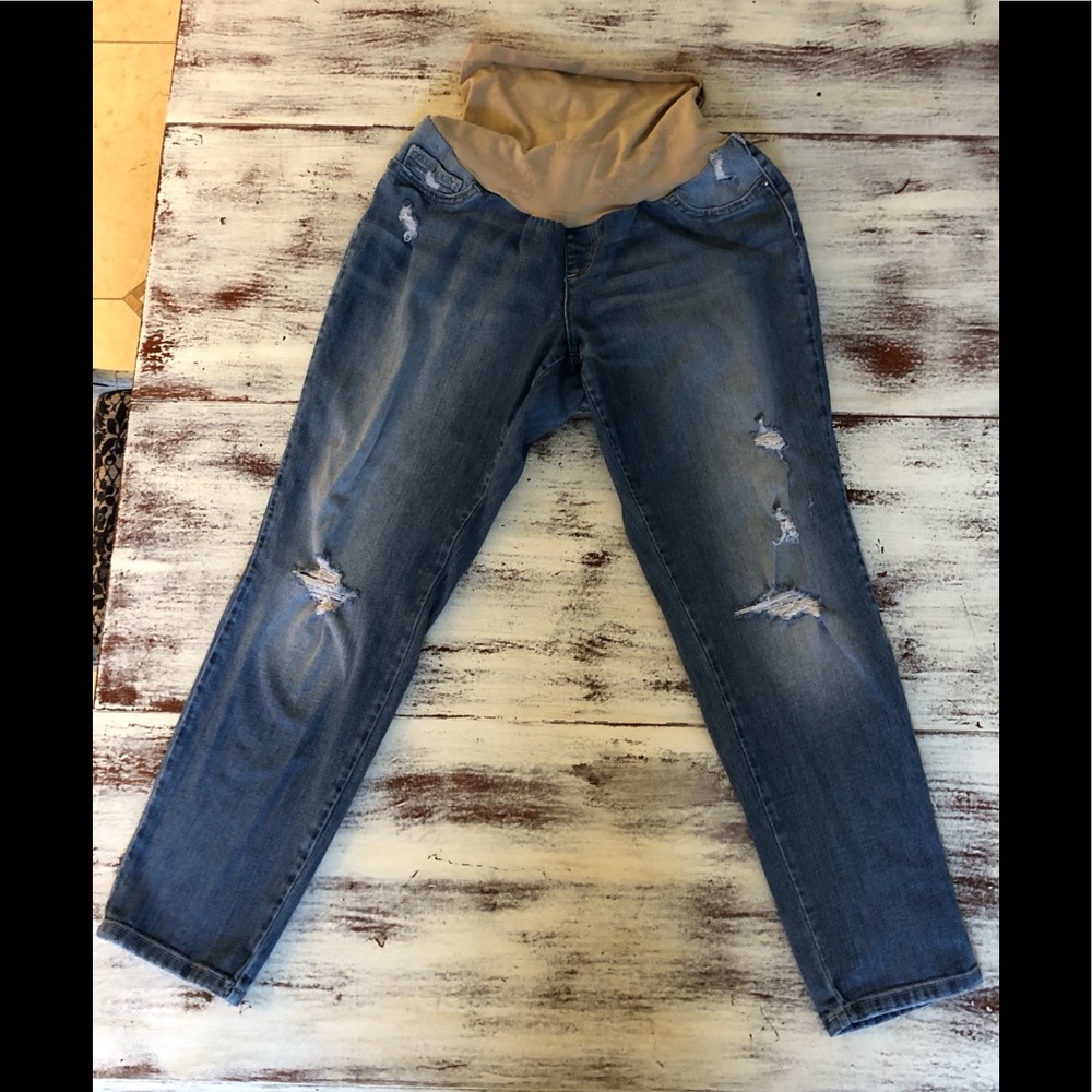 Jessica Simpson distressed maternity jeans